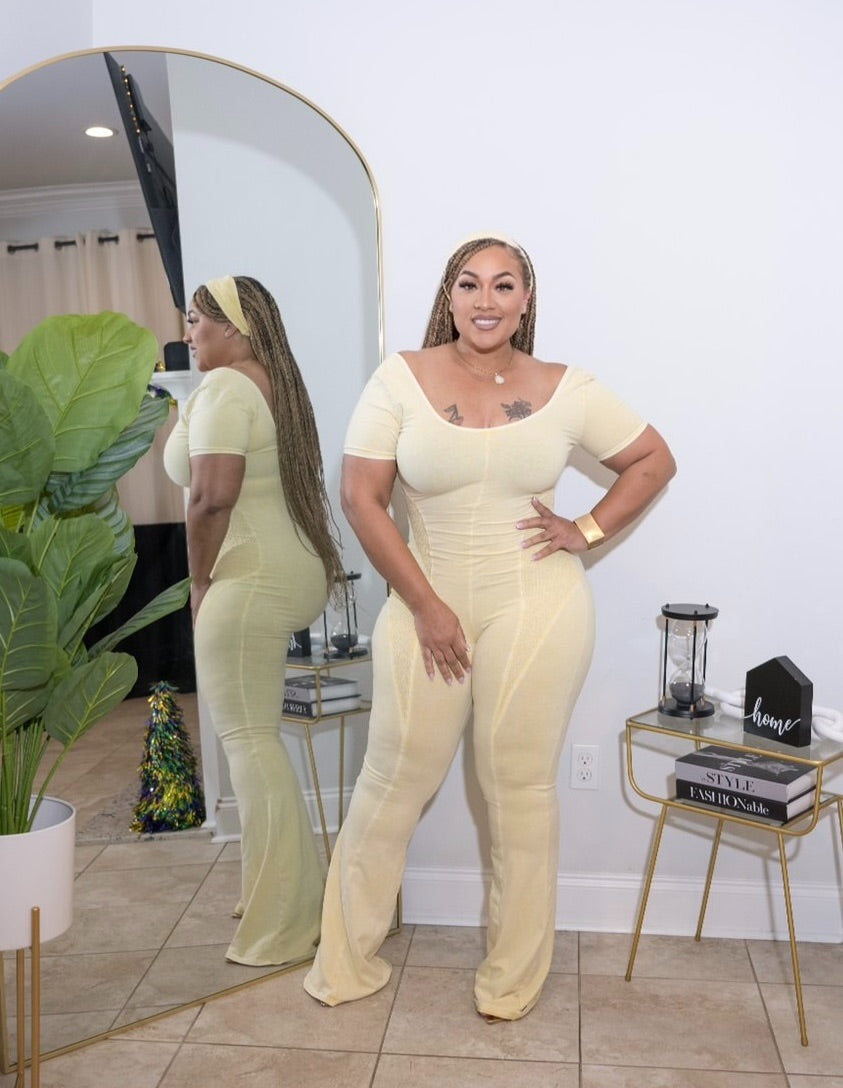 SUNSHINE JUMPSUIT (yellow)